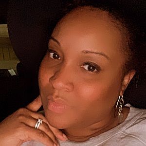 Meet your Posher, Coressa